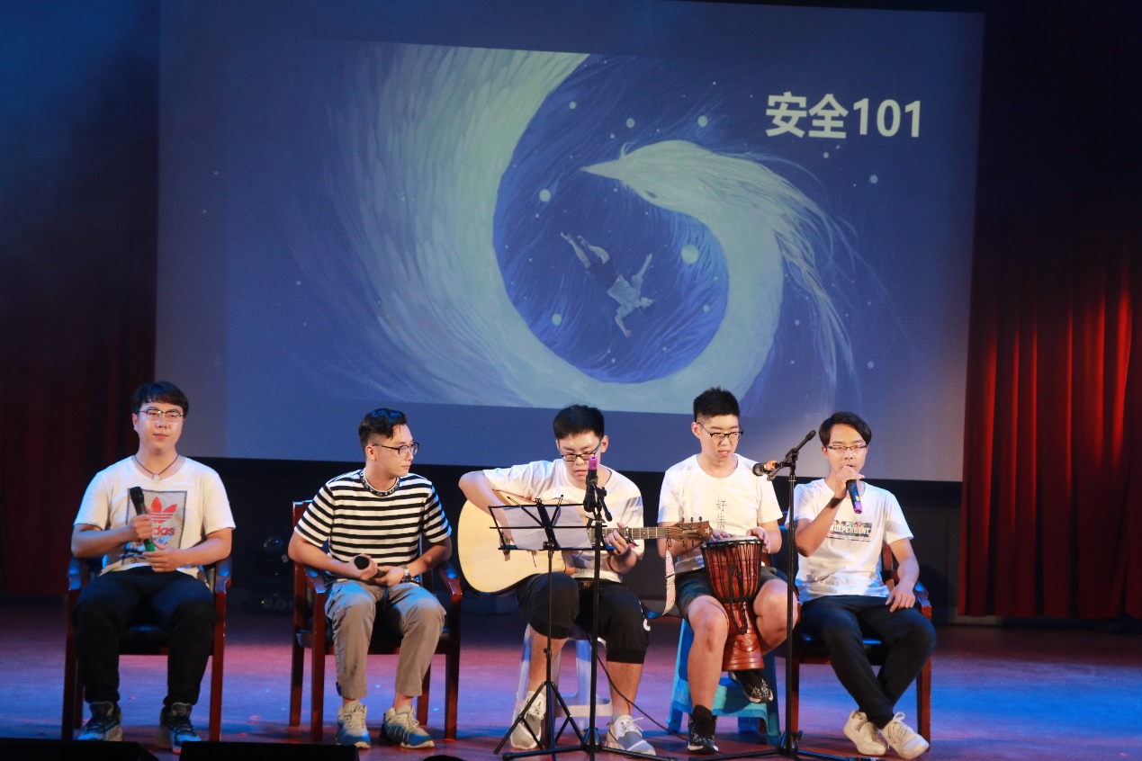 丝瓜视频
环境与资源丝瓜视频
2018届“环衔甲子·资行明志”毕业晚会圆满落幕6 丝瓜视频
环境与资源丝瓜视频
2018届“环衔甲子·资行明志”毕业晚会圆满落幕6